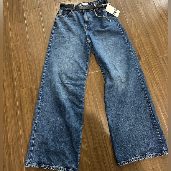 Zara MID-RISE Z1975 WIDE LEG BELTED JEANS - Picture 2 of 7